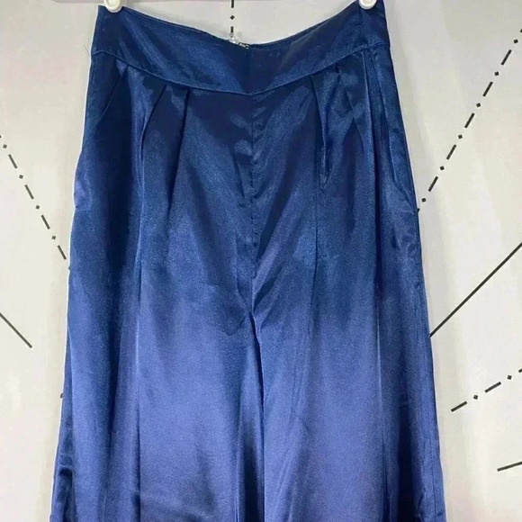 House of Harlow 1960 x REVOLVE Charlie Wide Leg Pant in Navy - Picture 3 of 9